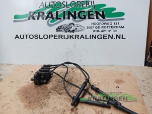 Gebruikte Bobine Renault Clio III (BR/CR) 1.2 16V 75 Prijs € 35,00 Margeregeling aangeboden door Autosloperij Kralingen B.V.