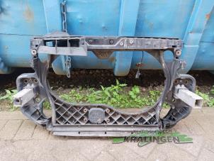 Gebruikte Frontpaneel Audi A6 (C6) 3.2 V6 24V FSI Quattro Prijs € 75,00 Margeregeling aangeboden door Autosloperij Kralingen B.V.