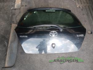 Gebruikte Achterklep Toyota Yaris II (P9) 1.0 12V VVT-i Prijs € 200,00 Margeregeling aangeboden door Autosloperij Kralingen B.V.