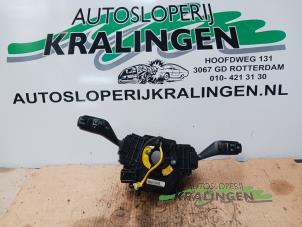 Gebruikte Licht + Raw Schakelaar Ford Focus 2 Wagon 1.6 16V Prijs € 34,99 Margeregeling aangeboden door Autosloperij Kralingen B.V.