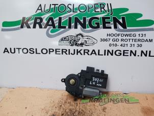 Gebruikte Motor portierruit Peugeot 307 CC (3B) 2.0 16V Prijs € 99,99 Margeregeling aangeboden door Autosloperij Kralingen B.V.