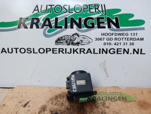 Gebruikte Luchtmassameter Mitsubishi Carisma 1.6i 16V Prijs € 35,00 Margeregeling aangeboden door Autosloperij Kralingen B.V.