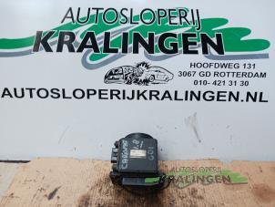 Gebruikte Luchtmassameter Mitsubishi Carisma 1.8 GDI 16V Prijs € 9,99 Margeregeling aangeboden door Autosloperij Kralingen B.V.