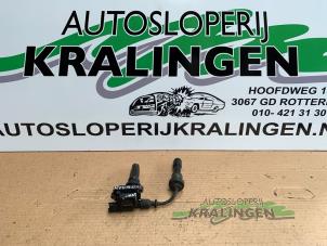 Gebruikte Pen Bobine Hyundai Sonata 2.0i 16V Prijs € 25,00 Margeregeling aangeboden door Autosloperij Kralingen B.V.