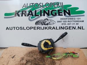 Gebruikte Combischakelaar Stuurkolom Mitsubishi Colt (CJ) 1.3 16V Prijs € 25,00 Margeregeling aangeboden door Autosloperij Kralingen B.V.