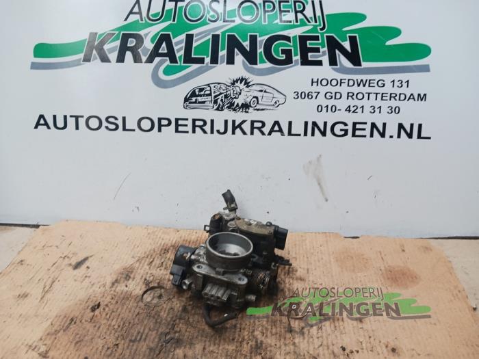 Gebruikte Gasklephuis Mitsubishi Colt (CA/CC) 1.3 i GL,EL 12V Prijs € 50,00 Margeregeling aangeboden door Autosloperij Kralingen B.V.