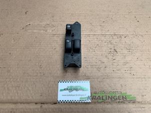 Gebruikte Schakelaar Elektrisch Raam Mitsubishi Galant (EA/EC) 2.4 GDI 16V Prijs € 40,00 Margeregeling aangeboden door Autosloperij Kralingen B.V.