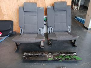 Gebruikte Stoel achter Volkswagen Touran (1T1/T2) 1.6 Prijs € 250,00 Margeregeling aangeboden door Autosloperij Kralingen B.V.