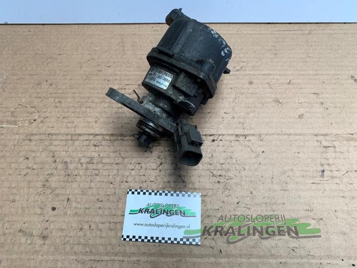Gebruikte Ontsteking (compleet) Nissan Primera (P10) 2.0i 16V SPi Kat. Prijs € 40,00 Margeregeling aangeboden door Autosloperij Kralingen B.V.