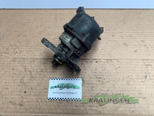 Gebruikte Ontsteking (compleet) Nissan Primera (P10) 2.0i 16V SPi Kat. Prijs € 40,00 Margeregeling aangeboden door Autosloperij Kralingen B.V.