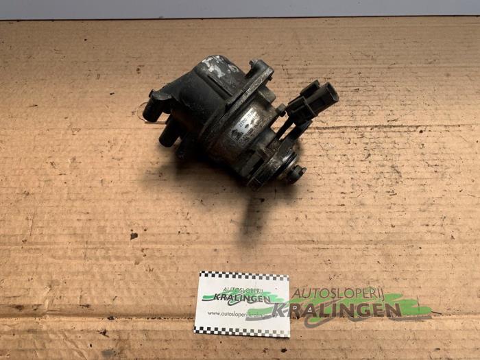 Gebruikte Ontsteking (compleet) Nissan Primera (P10) 2.0i 16V SPi Kat. Prijs € 40,00 Margeregeling aangeboden door Autosloperij Kralingen B.V.