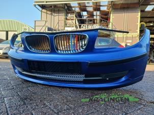 Gebruikte Voorbumper BMW 1 serie (E81) 118d 16V Prijs € 149,97 Margeregeling aangeboden door Autosloperij Kralingen B.V.