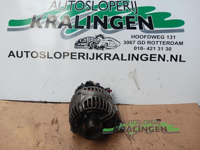 Gebruikte Dynamo Volvo V70 (SW) 2.4 T 20V Prijs € 35,00 Margeregeling aangeboden door Autosloperij Kralingen B.V.