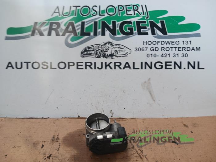 Gebruikte Gasklephuis Audi A6 (C6) 3.2 V6 24V FSI Quattro Prijs € 29,99 Margeregeling aangeboden door Autosloperij Kralingen B.V.
