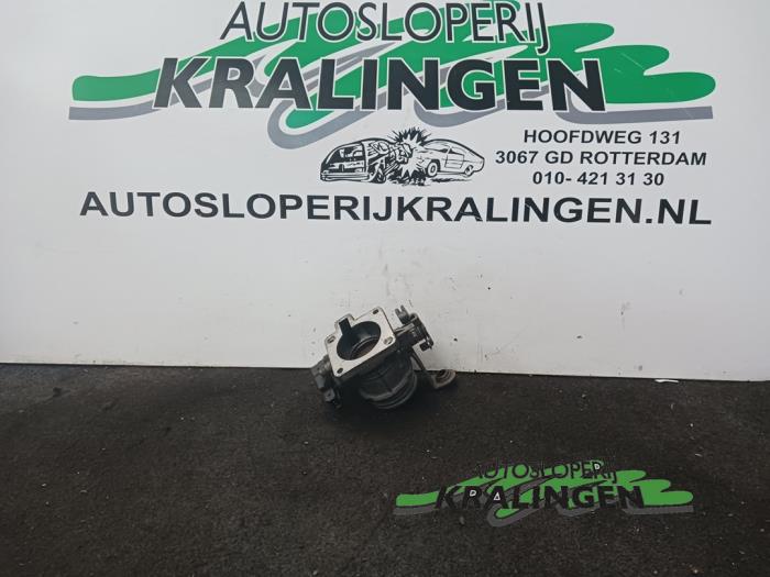 Gebruikte Gasklephuis Renault Clio II (BB/CB) 1.4 Prijs € 19,99 Margeregeling aangeboden door Autosloperij Kralingen B.V.