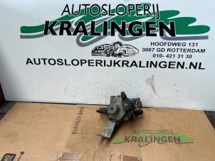 Gebruikte LPG Verdamper Renault Espace (JE) 2.0 16V Grand Espace Prijs € 75,00 Margeregeling aangeboden door Autosloperij Kralingen B.V.