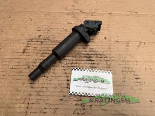 Gebruikte Pen Bobine Peugeot 207/207+ (WA/WC/WM) 1.4 16V VTi Prijs € 15,00 Margeregeling aangeboden door Autosloperij Kralingen B.V.