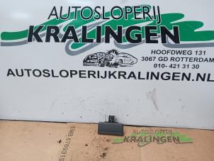 Gebruikte Dashboardkastje slot Ford Focus 2 1.6 TDCi 16V 110 Prijs € 19,99 Margeregeling aangeboden door Autosloperij Kralingen B.V.