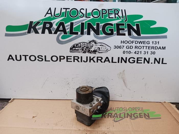 Gebruikte ABS Pomp Citroen C3 (FC/FL/FT) 1.4 Prijs € 24,97 Margeregeling aangeboden door Autosloperij Kralingen B.V.
