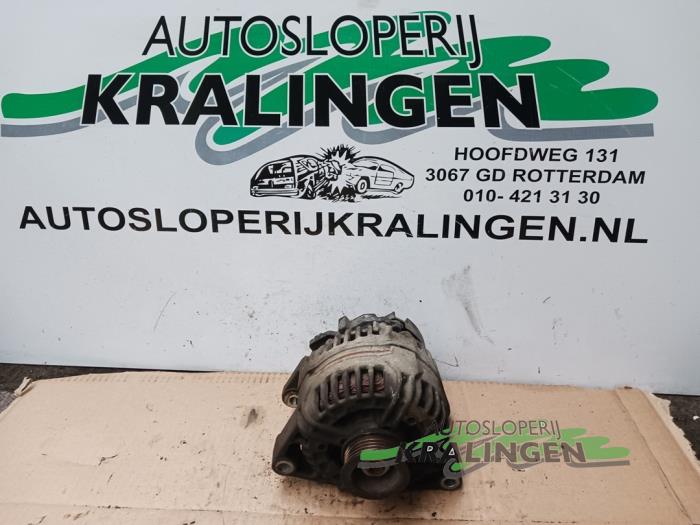 Dynamo van een Opel Meriva 1.4 16V Twinport 2004