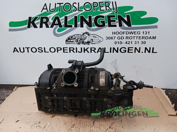 Gebruikte Inlaatspruitstuk Opel Meriva (A) 1.4 16V Twinport Prijs € 49,99 Margeregeling aangeboden door Autosloperij Kralingen B.V.