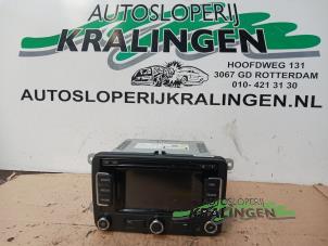 Gebruikte Display Multi Media regelunit Volkswagen Polo V (6R) 1.2 TDI 12V BlueMotion Prijs € 150,00 Margeregeling aangeboden door Autosloperij Kralingen B.V.