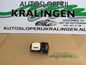 Gebruikte Zekeringkast Daihatsu Sirion 2 (M3) 1.0 12V DVVT Prijs € 29,99 Margeregeling aangeboden door Autosloperij Kralingen B.V.