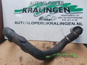 Gebruikte Intercooler Buis Renault Master III (MA/MB/MC/MD/MH/MF/MG/MH) 2.3 dCi 16V Prijs € 70,00 Margeregeling aangeboden door Autosloperij Kralingen B.V.