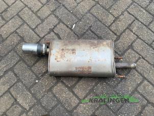 Gebruikte Uitlaat Einddemper Ford Fiesta 4 1.25 16V Prijs € 29,99 Margeregeling aangeboden door Autosloperij Kralingen B.V.