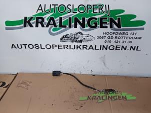 Gebruikte Lambda Sonde Renault Twingo (C06) 1.2 Prijs € 14,99 Margeregeling aangeboden door Autosloperij Kralingen B.V.