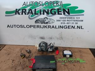 Gebruikte Slotenset Daihatsu Cuore (L251/271/276) 1.0 12V DVVT Prijs € 150,00 Margeregeling aangeboden door Autosloperij Kralingen B.V.