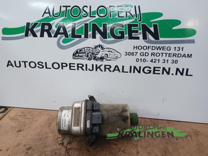 Gebruikte Pomp Servo Skoda Fabia II (5J) 1.4i 16V Prijs € 99,99 Margeregeling aangeboden door Autosloperij Kralingen B.V.