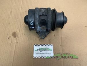 Gebruikte Luchtmassameter Mazda Xedos 6 2.0i V6 24V Prijs € 40,00 Margeregeling aangeboden door Autosloperij Kralingen B.V.