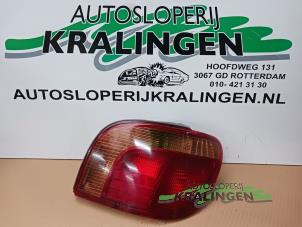 Gebruikte Achterlicht rechts Toyota Yaris (P1) 1.5 T Sport 16V VVT-i Prijs € 49,99 Margeregeling aangeboden door Autosloperij Kralingen B.V.