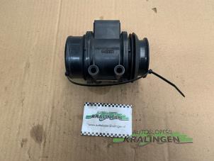 Gebruikte Luchtmassameter Mazda 323 F (BG14) 1.8i 16V Prijs € 35,00 Margeregeling aangeboden door Autosloperij Kralingen B.V.