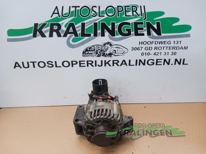 Gebruikte Dynamo Ford Mondeo III Wagon 2.0 16V Prijs € 39,99 Margeregeling aangeboden door Autosloperij Kralingen B.V.