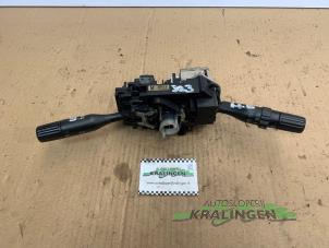 Gebruikte Combischakelaar Stuurkolom Mazda 323 C (BG13/83) 1.6i LX,GLX 16V Prijs € 19,99 Margeregeling aangeboden door Autosloperij Kralingen B.V.