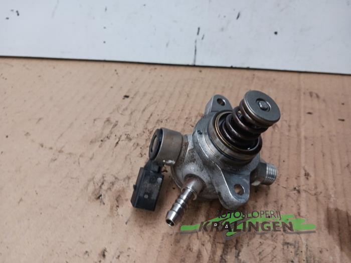 Gebruikte Hogedrukpomp Volkswagen Polo VI (AW1) 1.0 TSI 12V Prijs € 99,99 Margeregeling aangeboden door Autosloperij Kralingen B.V.