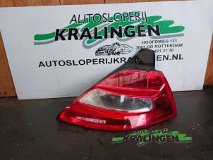 Gebruikte Achterlicht rechts Renault Megane II (BM/CM) 1.6 16V Prijs € 34,99 Margeregeling aangeboden door Autosloperij Kralingen B.V.