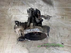 Gebruikte Versnellingsbak Volkswagen Eos (1F7/F8) 2.0 FSI 16V Prijs € 198,99 Margeregeling aangeboden door Autosloperij Kralingen B.V.