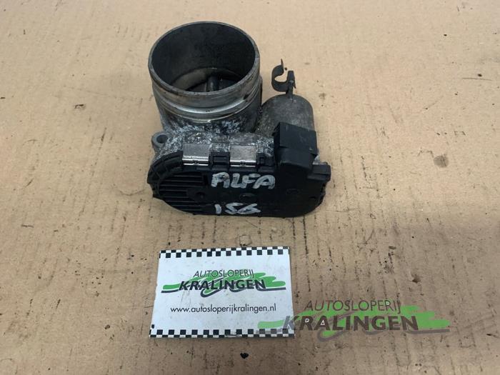 Gebruikte Gasklephuis Fiat Stilo (192A/B) 2.4 20V Abarth 3-Drs. Prijs € 25,00 Margeregeling aangeboden door Autosloperij Kralingen B.V.