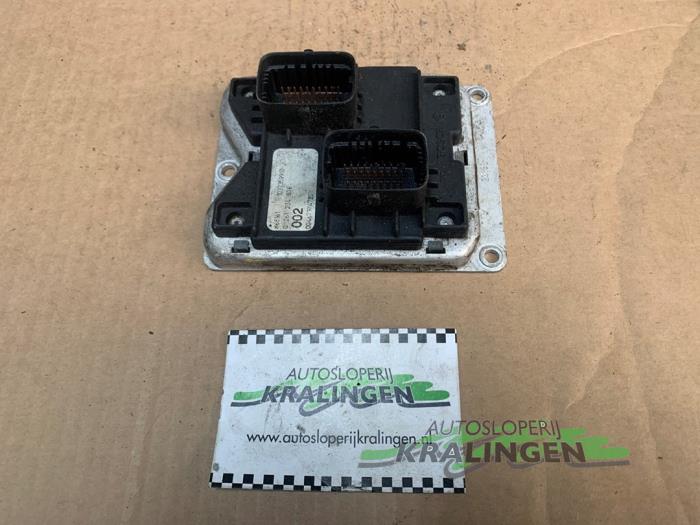Gebruikte Computer Motormanagement Fiat Bravo (182A) 1.2 16V Prijs € 50,00 Margeregeling aangeboden door Autosloperij Kralingen B.V.