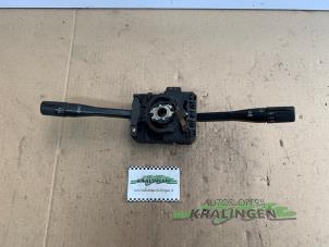 Gebruikte Licht + Raw Schakelaar Rover 200 (XW) 214 S,Si,GSi SPi 16V Prijs € 24,99 Margeregeling aangeboden door Autosloperij Kralingen B.V.