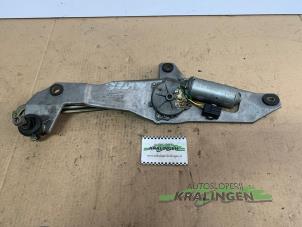 Gebruikte Ruitenwissermotor achter Volvo V70 (GW/LW/LZ) 2.4 20V Prijs € 35,00 Margeregeling aangeboden door Autosloperij Kralingen B.V.