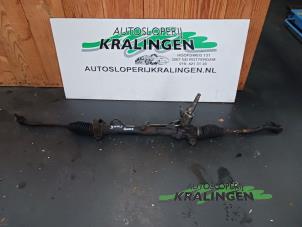 Gebruikte Stuurhuis Bekrachtigd Toyota Yaris (P1) 1.0 16V VVT-i Prijs € 34,99 Margeregeling aangeboden door Autosloperij Kralingen B.V.