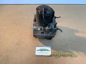 Gebruikte ABS Pomp Volvo V40 (VW) 1.8 16V Prijs € 49,99 Margeregeling aangeboden door Autosloperij Kralingen B.V.