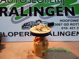 Gebruikte Tank element Pomp Ford Fiesta 6 (JA8) 1.4 TDCi Prijs € 29,99 Margeregeling aangeboden door Autosloperij Kralingen B.V.