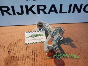 Gebruikte Fitting Achterlicht rechts Ford Fiesta 6 (JA8) 1.4 TDCi Prijs € 14,99 Margeregeling aangeboden door Autosloperij Kralingen B.V.