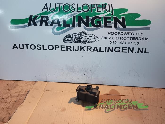 Gebruikte Bobine Ford Focus 2 1.4 16V Prijs op aanvraag aangeboden door Autosloperij Kralingen B.V.