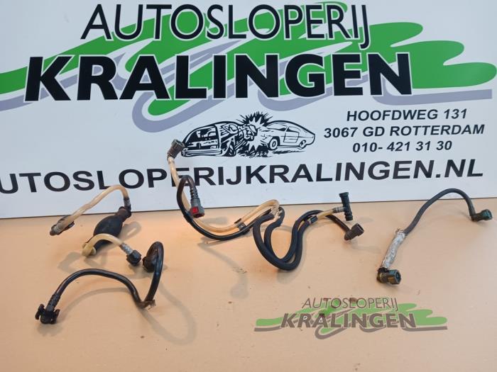 Gebruikte Dieselleiding Set Renault Kangoo Express (FW) 1.5 dCi 90 FAP Prijs op aanvraag aangeboden door Autosloperij Kralingen B.V.